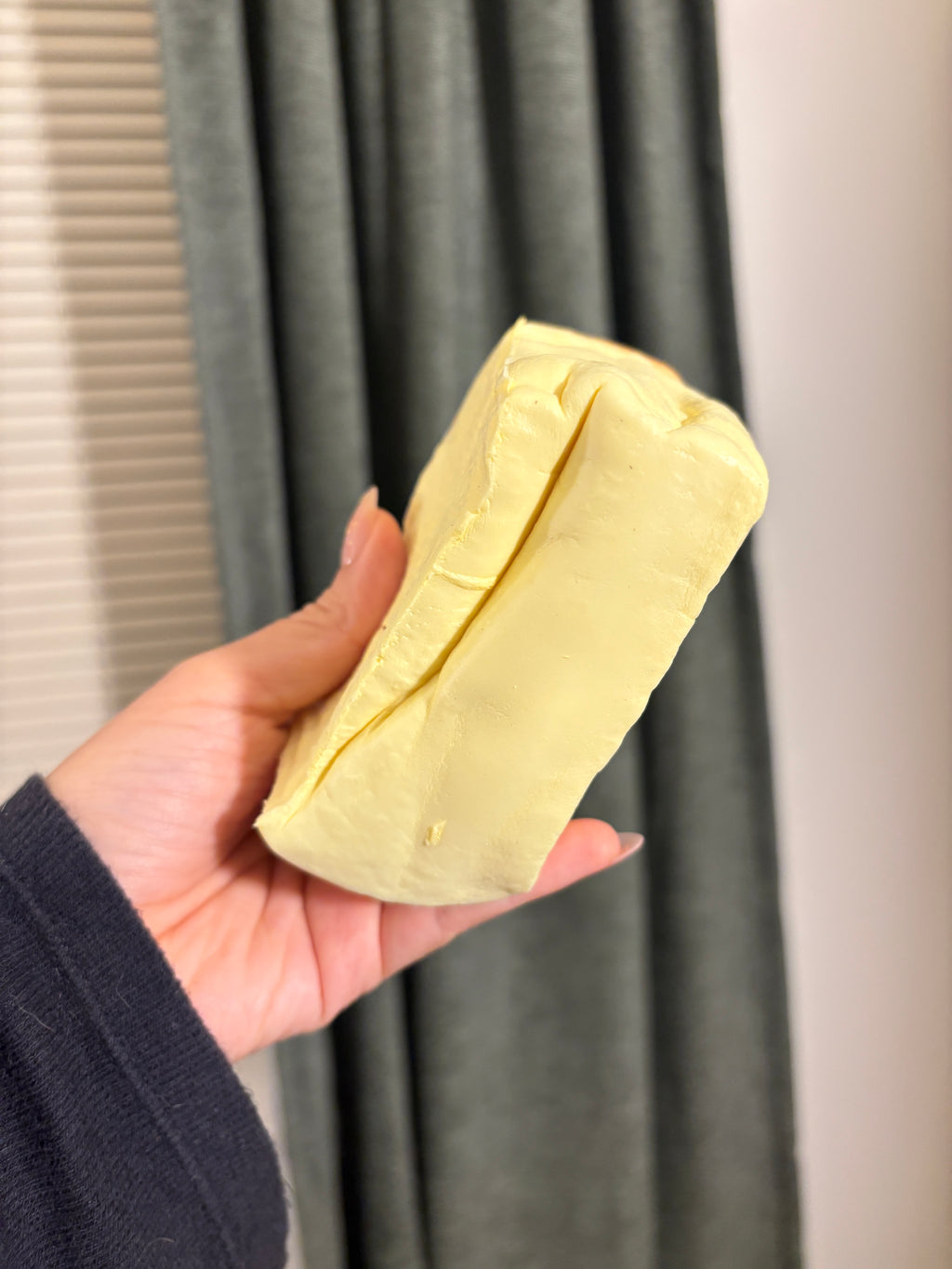DEFECTIVE Custard Cake Squishy [Hachimi] (Wrinkles)