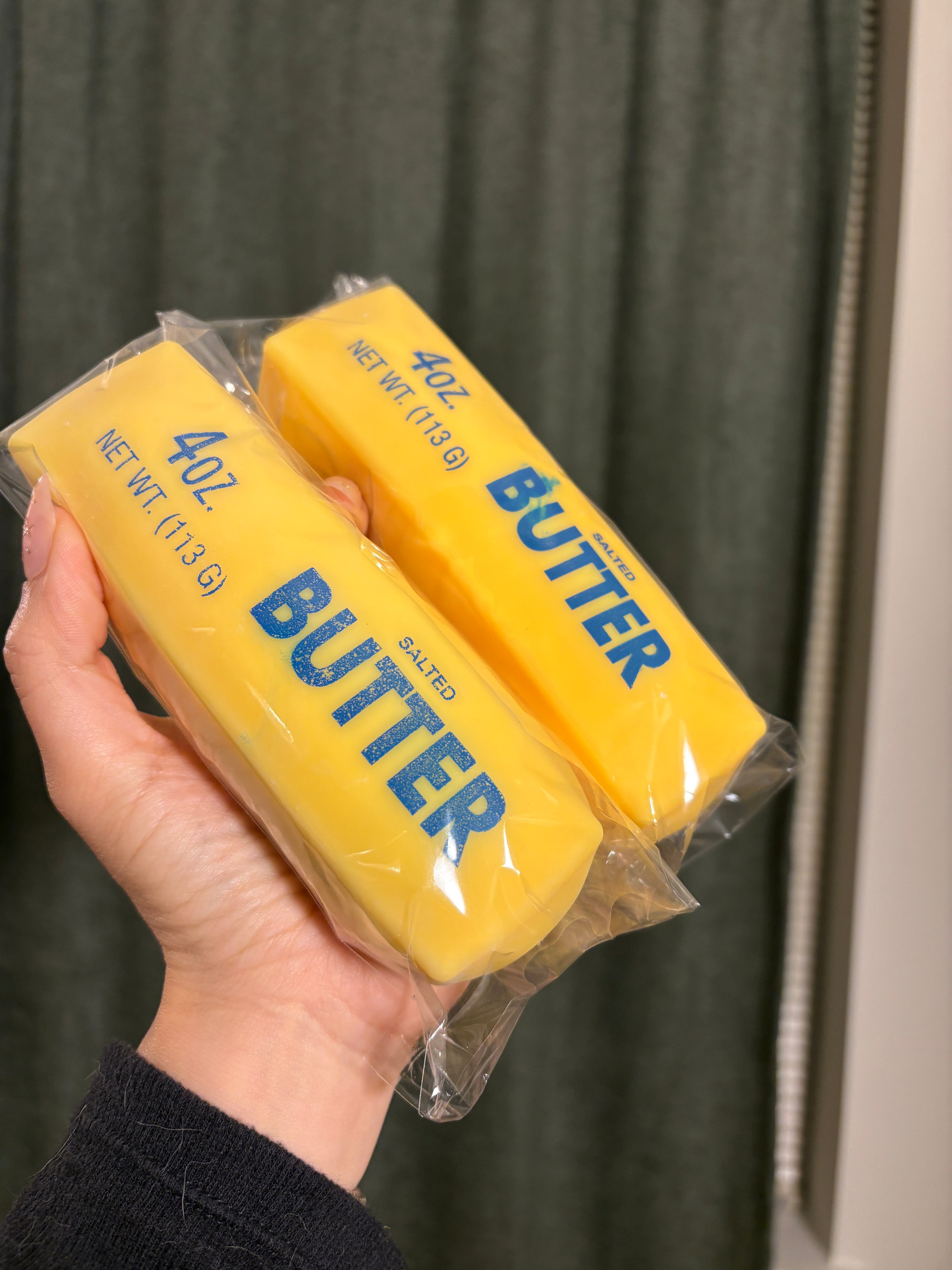 DEFECTIVE Butter Crunchy Squishy (Design Flaw)
